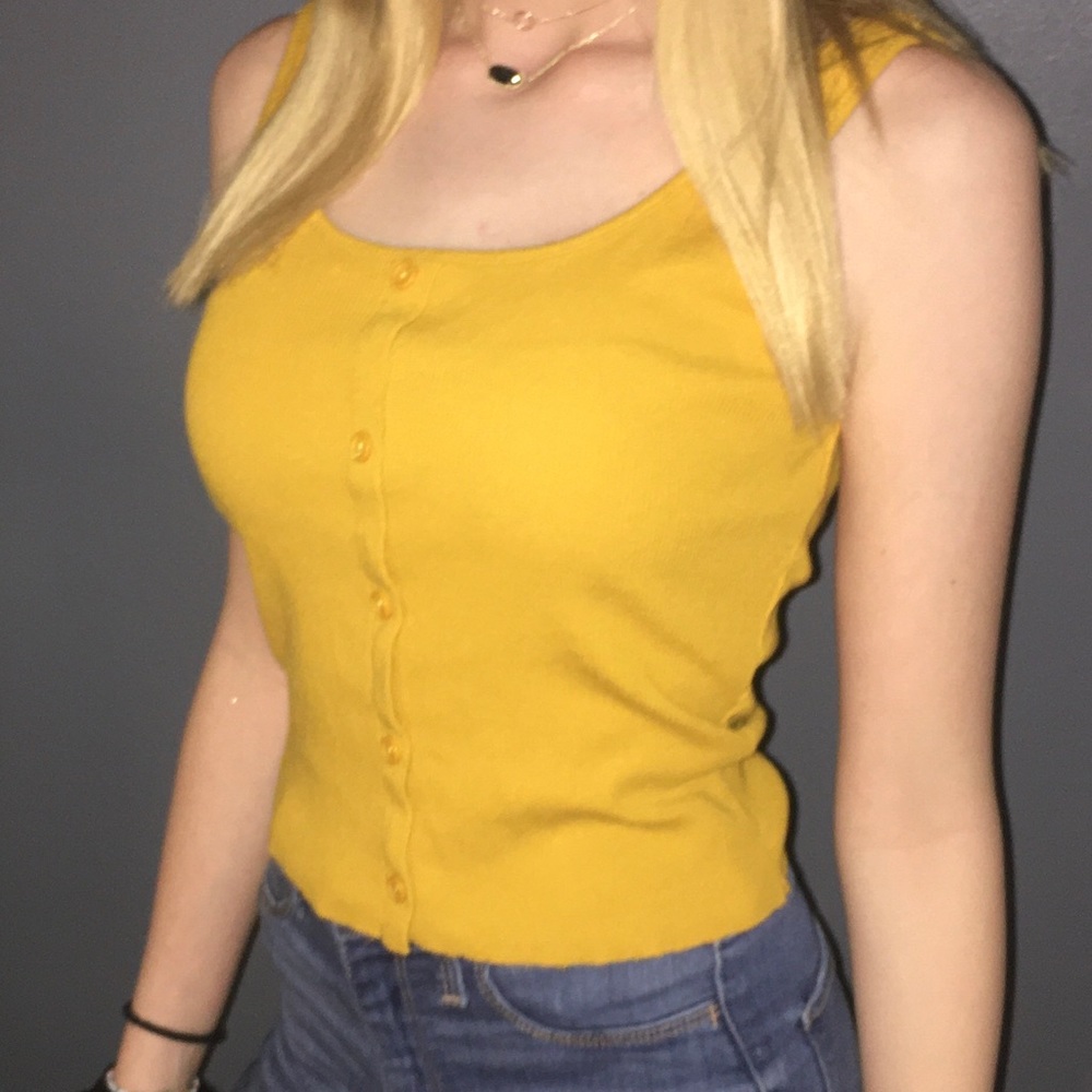 Yellow buttoned tank top